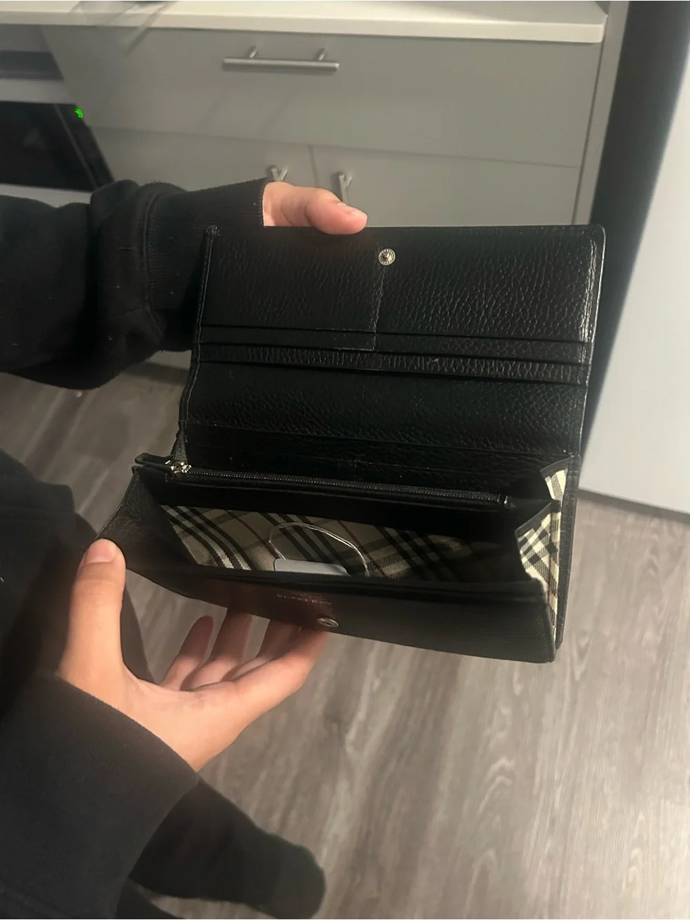 Burberry Black Leather Money Clip with Signature Check Lining